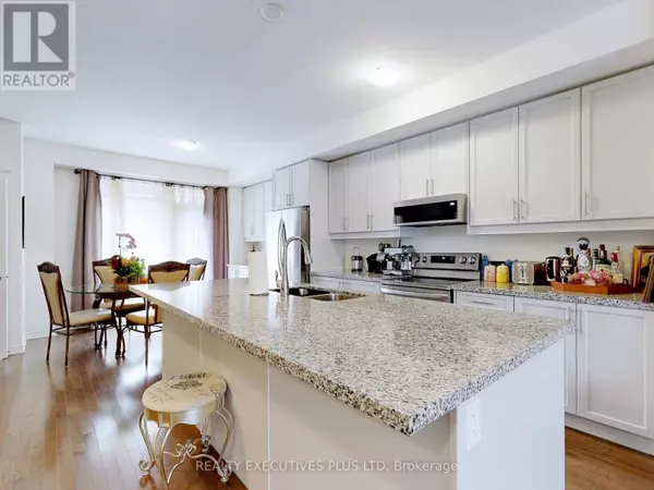 Ajax (south East), ON L1S7S9,518 DANKS RIDGE DRIVE