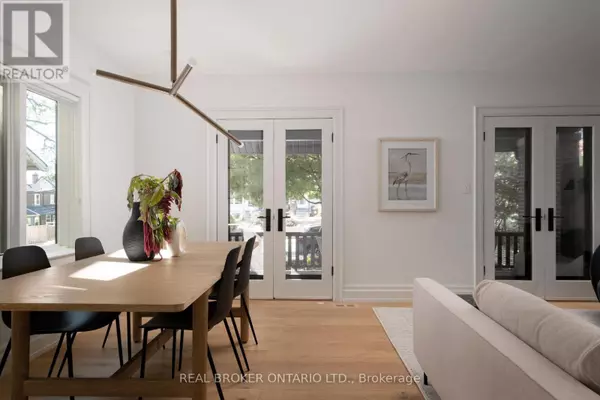 Toronto (woodbine Corridor), ON M4L3C9,5 WEMBLEY DRIVE