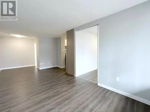 Toronto (east End-danforth), ON M4C1L5,2575 Danforth AVE #517