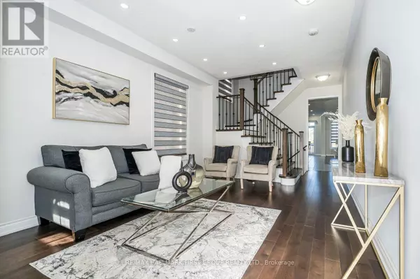 Ajax (northwest Ajax), ON L1T0N8,68 HURST DRIVE