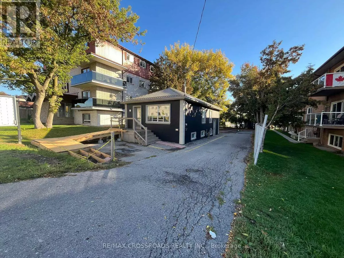 Oshawa (centennial), ON L1G4W3,951 SIMCOE STREET N