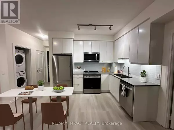 Toronto (tam O'shanter-sullivan), ON M1T3K3,3270 Sheppard AVE East #821