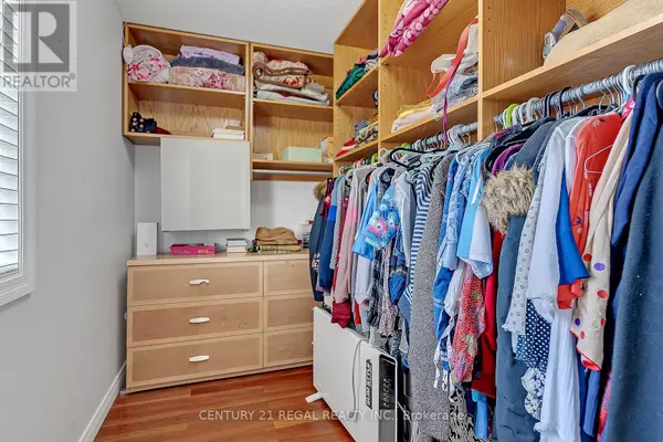 Whitby (blue Grass Meadows), ON L1N8H8,28 UPLAND DRIVE