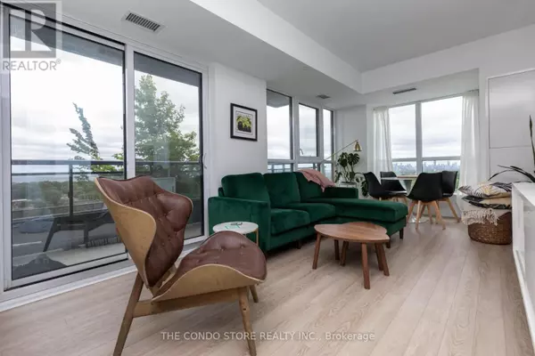 Toronto (east End-danforth), ON M4C4X4,286 Main ST #1408