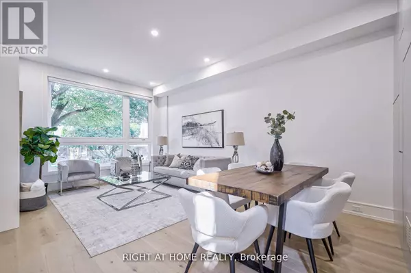 Toronto (east York), ON M4C4A4,333 WOODMOUNT AVENUE