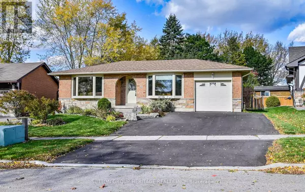 39 ANSTEAD CRESCENT, Ajax (south West), ON L1S3X4