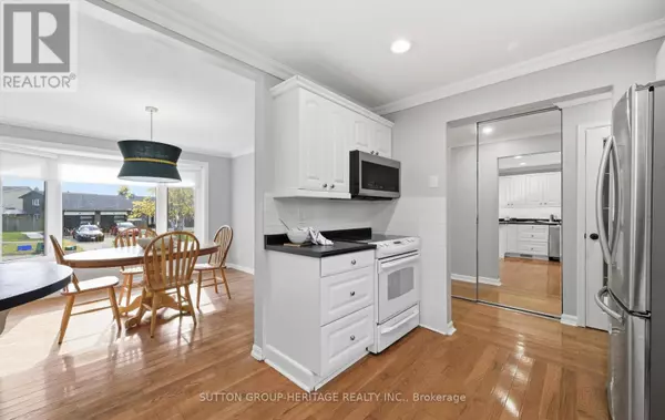 Ajax (south West), ON L1S3X4,39 ANSTEAD CRESCENT