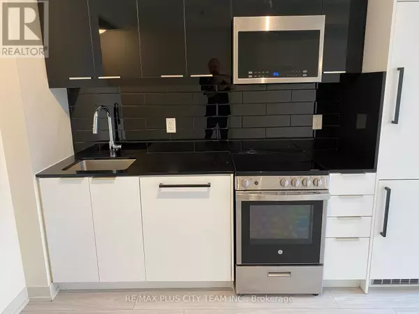 Toronto (birchcliffe-cliffside), ON M1N0C3,90 Glen Everest RD #419