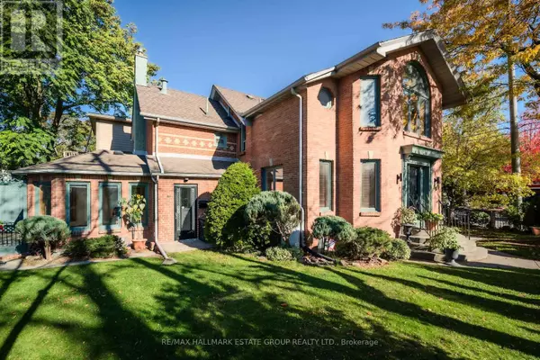 88 DAWES ROAD, Toronto (crescent Town), ON M4C5B4