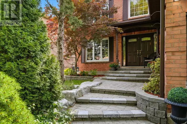 Ajax (central West), ON L1T3J6,8 WITHAY DRIVE