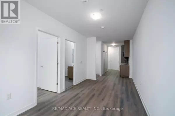 Toronto (rouge), ON M1B5S3,7439 Kingston RD #321