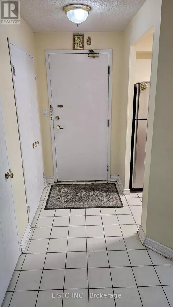 Toronto (malvern), ON M1B5J4,400 McLevin AVE #210