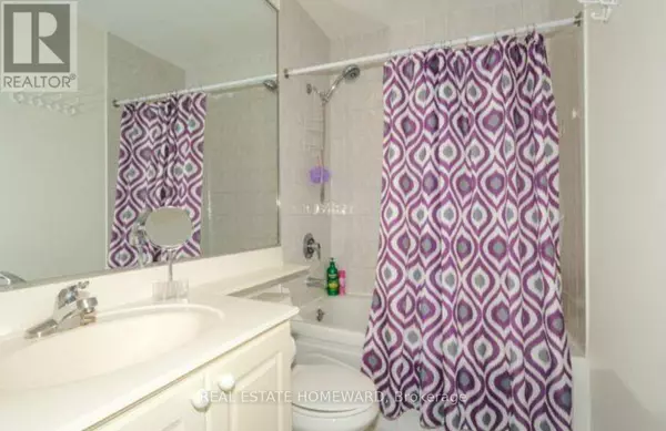 Toronto (woburn), ON M1H3H5,PH305- ROOMB - 18 LEE CENTRE DRIVE