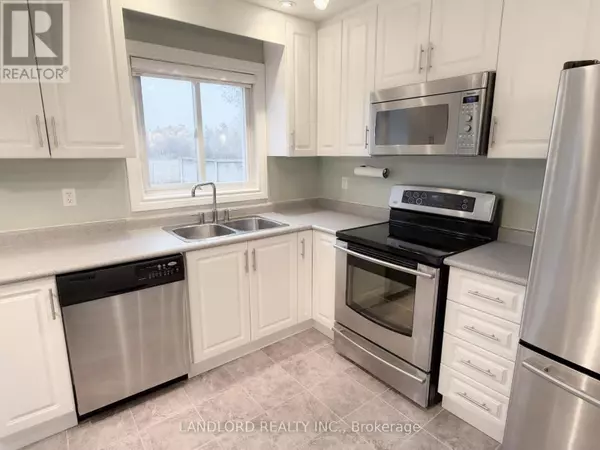 Toronto (rouge), ON M1B4V7,21 RASPBERRY ROAD