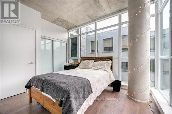 Toronto (south Riverdale), ON M4M1S2,1190 Dundas ST East #326