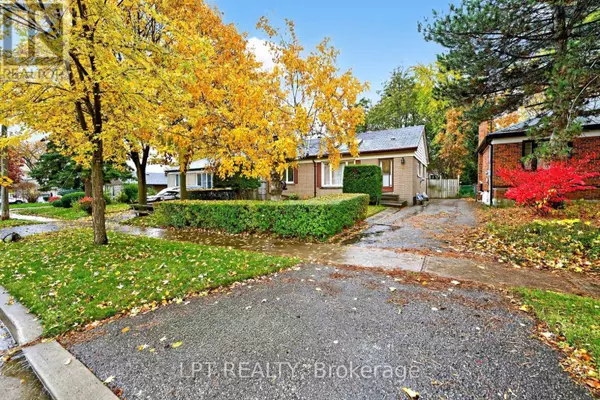 Toronto (scarborough Village), ON M1M2G8,21 KNOWLTON DRIVE
