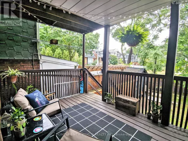 258 Kenilworth AVE #Main, Toronto (the Beaches), ON M4L3S8