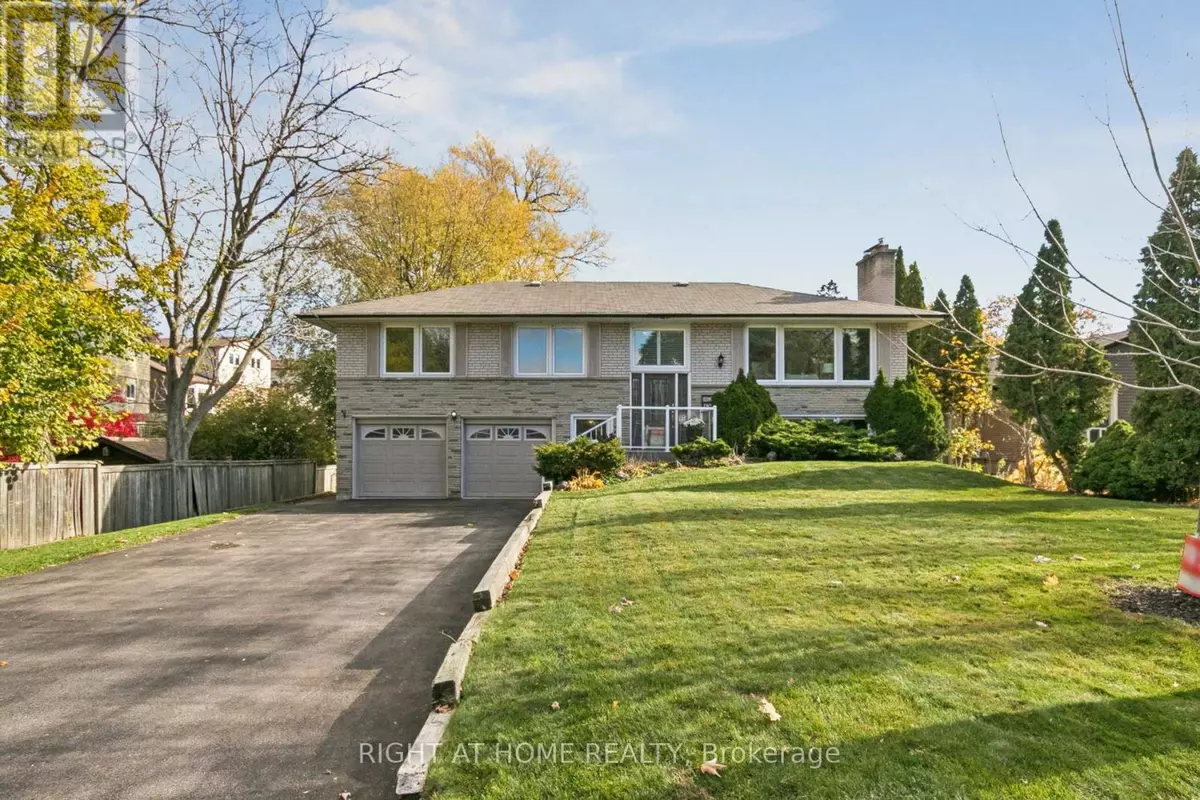 Toronto (rouge), ON M1C2W7,421 EAST AVENUE E