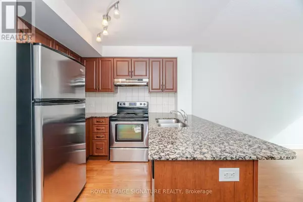 Toronto (clairlea-birchmount), ON M1L1Z8,60 Fairfax CRES #510