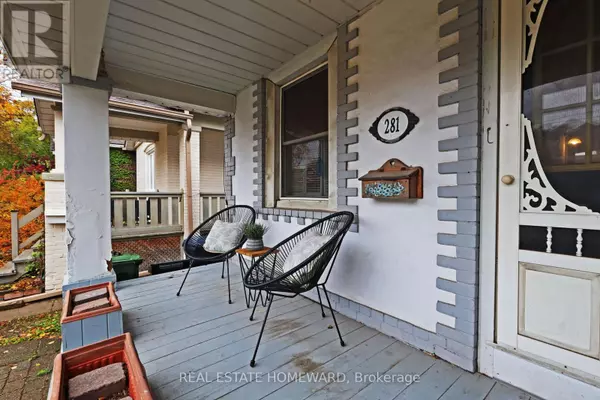 Toronto (danforth Village-east York), ON M4C2B5,281 QUEENSDALE AVENUE