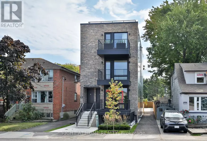 2343 GERRARD STREET E, Toronto (east End-danforth), ON M4E2E6