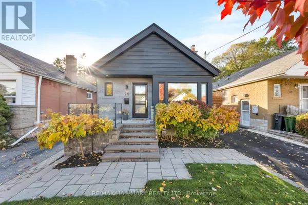 Toronto (east York), ON M4C3L3,26 HUTTON AVENUE