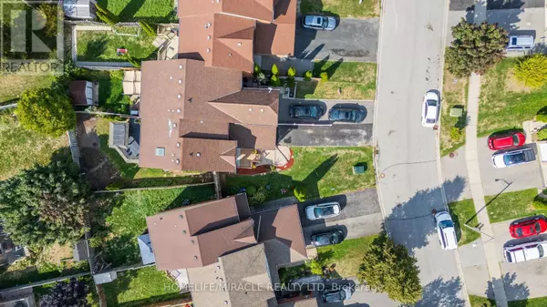 40 LANDERVILLE LANE, Clarington (bowmanville), ON L1C4W8