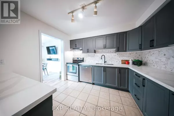 Whitby (lynde Creek), ON L1N5P4,9 Michael BLVD #42