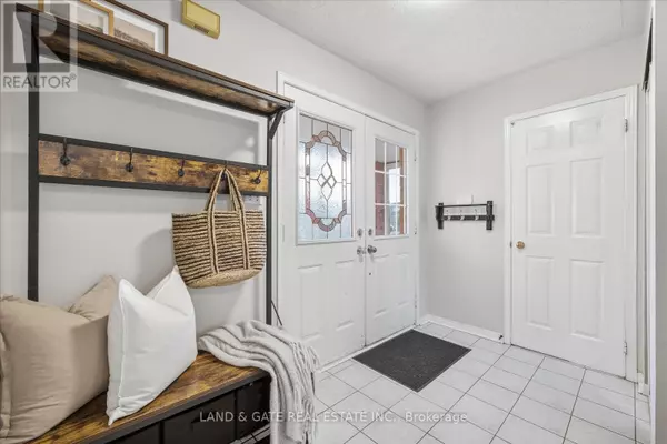 Clarington (courtice), ON L1E2V8,76 MOYSE DRIVE