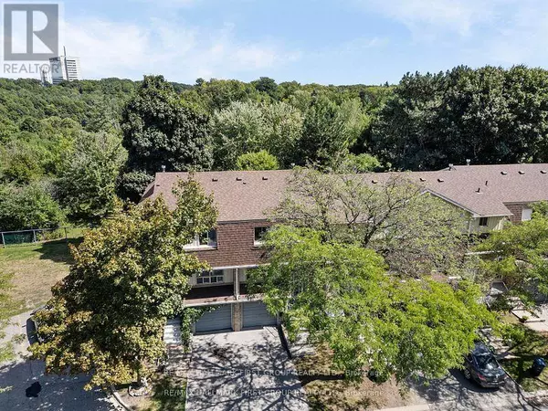 Toronto (morningside), ON M1G3V1,371 Orton Park RD #38