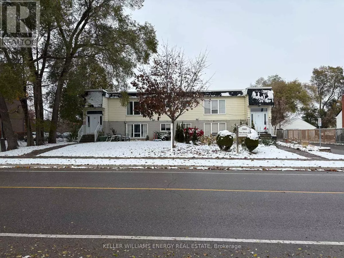 Whitby (downtown Whitby), ON L1N2R1,540 Mary ST East #1