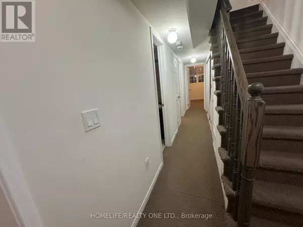 Toronto (west Hill), ON M1C2P5,29 Island RD #15