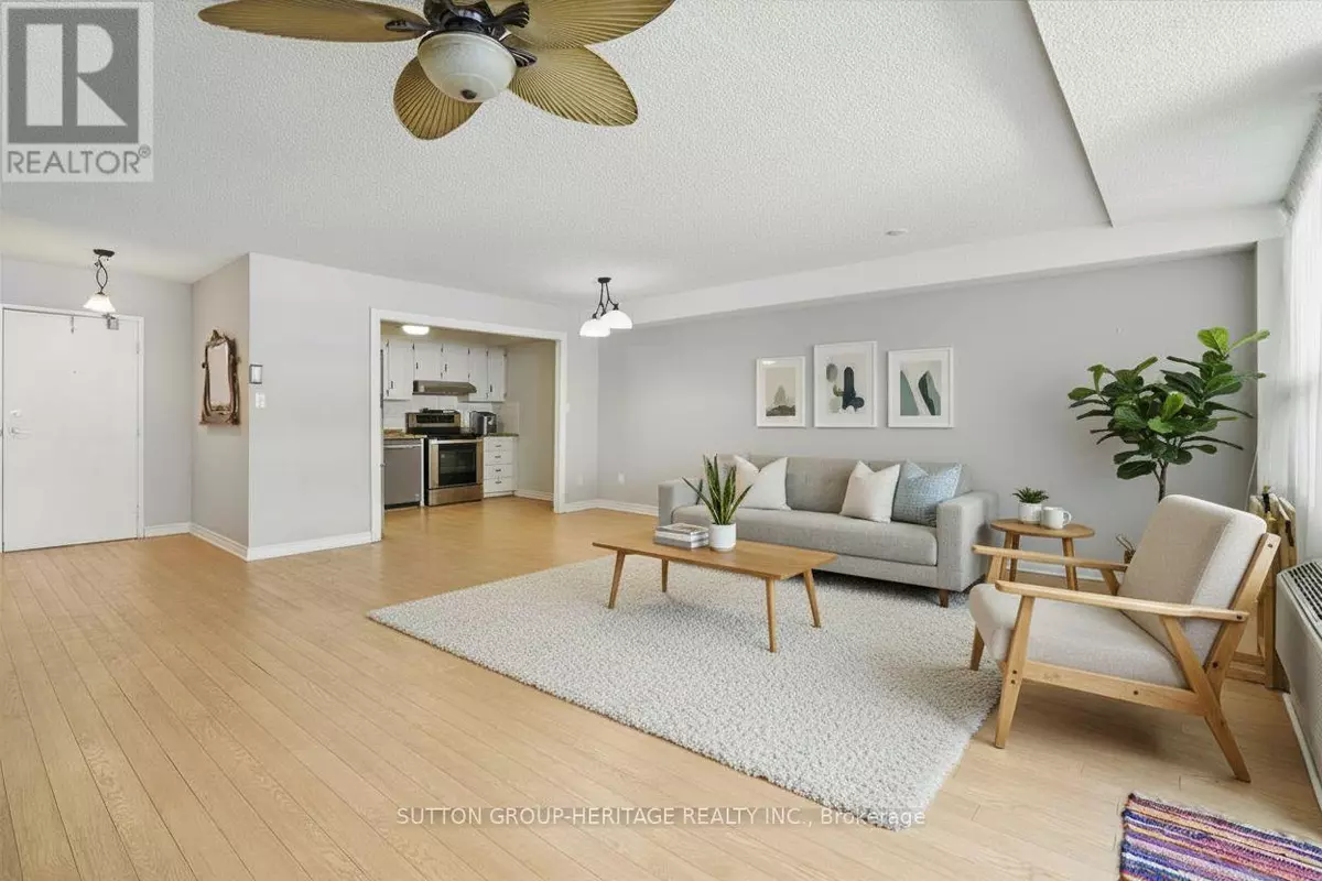 Oshawa (o'neill), ON L1G7C7,50 Richmond ST East #232