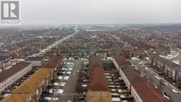 Toronto (rouge), ON M1B0A9,32 RED FOX PLACE