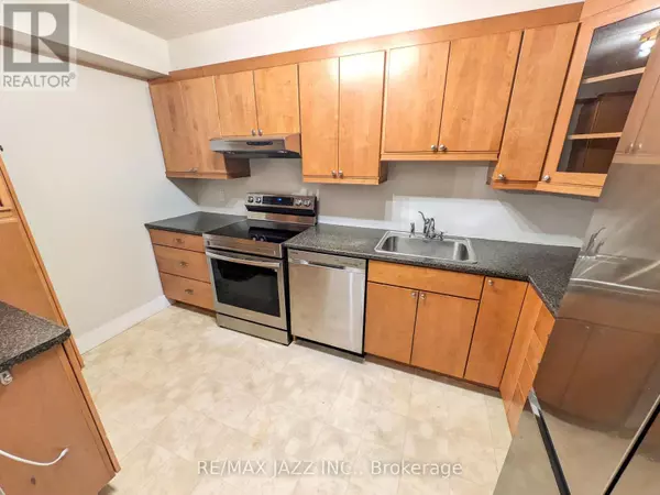 Oshawa (o'neill), ON L1G7C9,55 William ST East #710