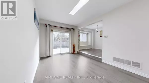 Toronto (steeles), ON M1W3A4,24 Fundy Bay BLVD #129