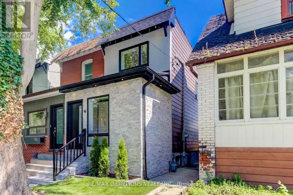 Toronto (south Riverdale), ON M4M2X6,41 Caroline AVE #Bsmt