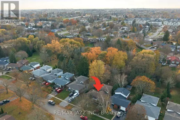 Oshawa (donevan), ON L1H6X4,286 LORINDALE DRIVE