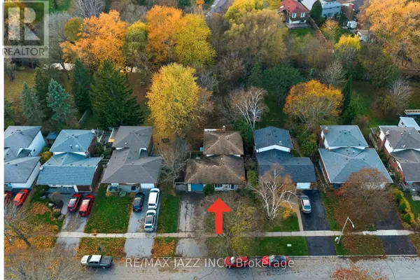 Oshawa (donevan), ON L1H6X4,286 LORINDALE DRIVE