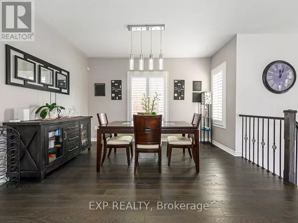 Oshawa (taunton), ON L1K0Y1,856 WRENWOOD DRIVE