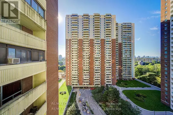 5 Massey SQ #1202, Toronto (crescent Town), ON M4C5L6