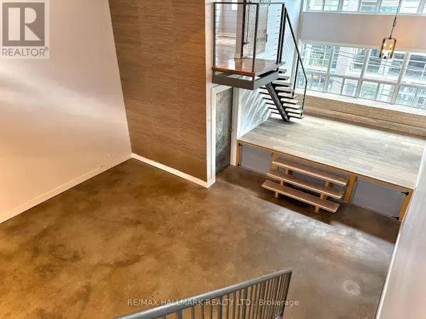 Toronto (south Riverdale), ON M4M3P1,1173 Dundas ST East #221