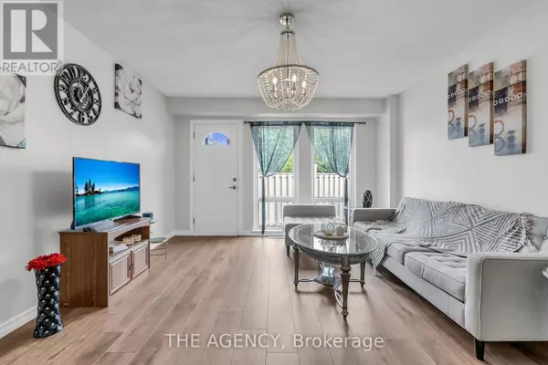 Oshawa (centennial), ON L1G6Z3,1333 Mary ST North #35