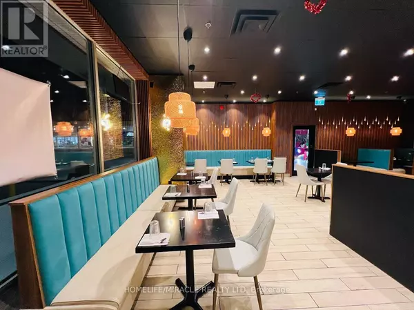 Toronto (crescent Town), ON M4C1M9,3003 Danforth AVE #22 & 23