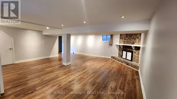 Toronto (malvern), ON M1B1H6,317 Burrows Hall BLVD #Lower