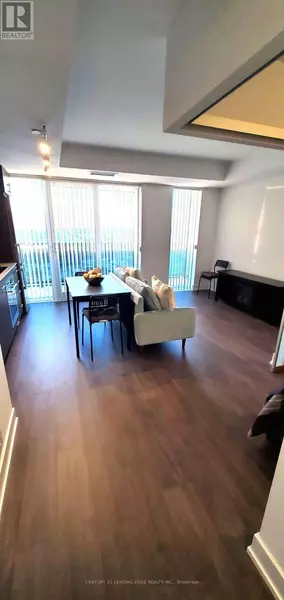 2550 Simcoe ST North #921, Oshawa (windfields), ON L1L0R5