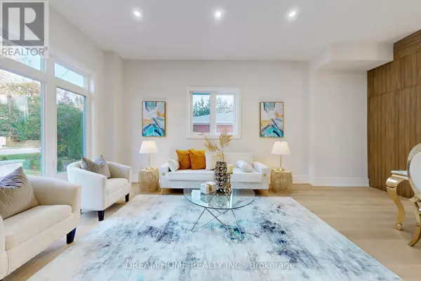 Whitby (blue Grass Meadows), ON L1N3L1,28 SCOTT STREET