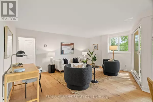 Toronto (the Beaches), ON M4E3R8,2 Nursewood RD #6