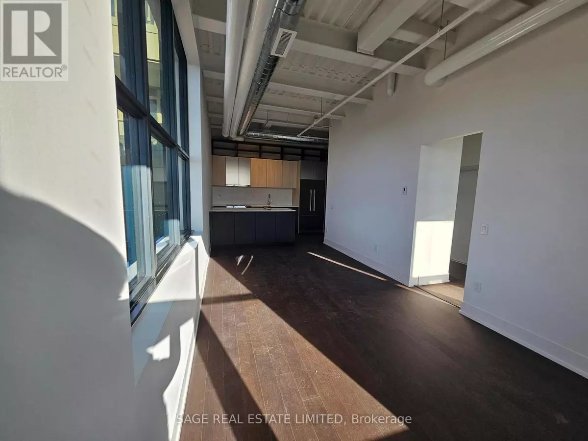 Toronto (south Riverdale), ON M4M0E4,150 Logan AVE #702