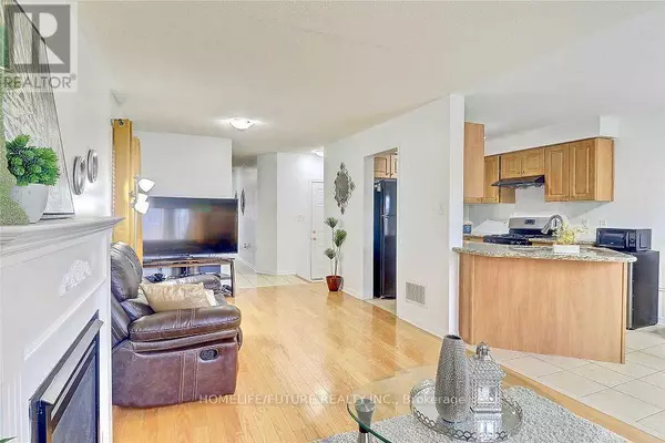 Toronto (rouge), ON M1X0A9,17 Rivitt PL #Main